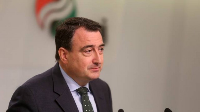 El PNV descarta negociar de momento el Presupuesto con el Gobierno por el referéndum de Cataluña
