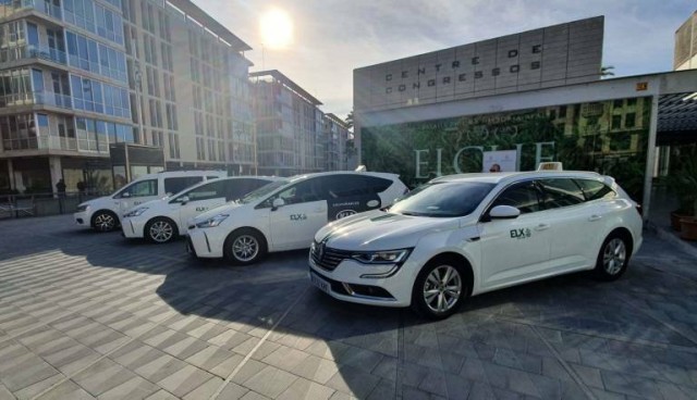 Elche aprueba una subida de las tarifas del taxi del 2,35% a petición la asociación de Auto-Taxis