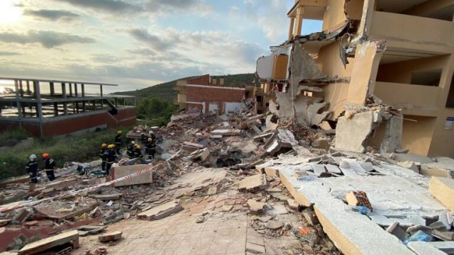 Citan como investigadas a 6 personas por el derrumbe en 2021 de un edificio en Peñíscola
