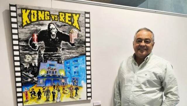 El Rex se reivindica con arte: 17 artistas exponen su visión de 'El cine de nuestras vidas' en el bar 'El Sur' de Murcia