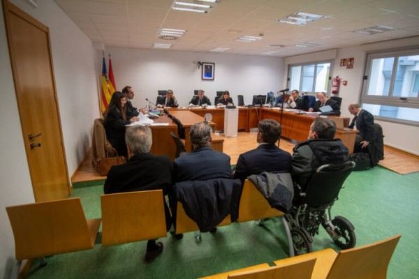 La Fiscalía mantiene la acusación a la cúpula del Hércules por el 'caso Abde'

