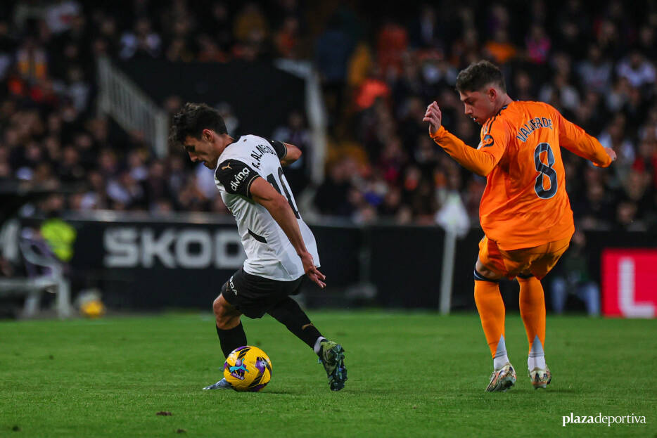 Corberán rescata a Almeida