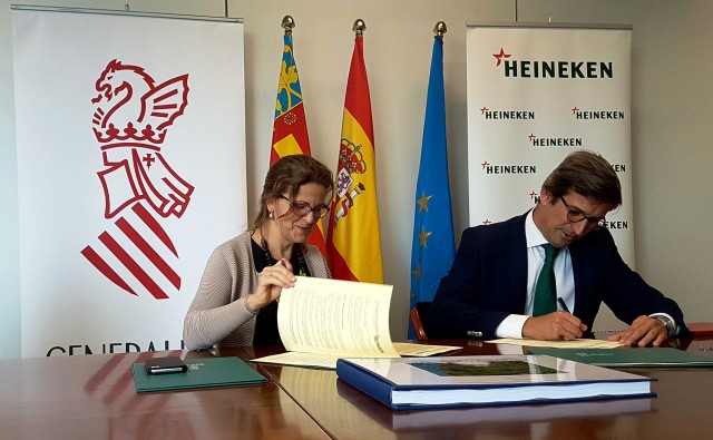 Heineken firma con Medio Ambiente un convenio para la restauración fluvial del Barranco del Poyo 