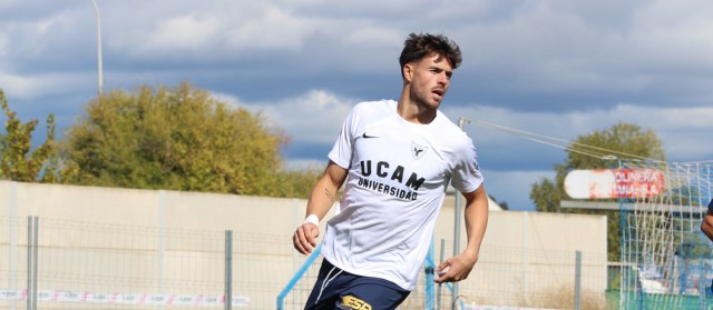 Guiu deja el UCAM, Melnichenko La Unión, Delgado el Águilas y Feli y Manu la Minera 