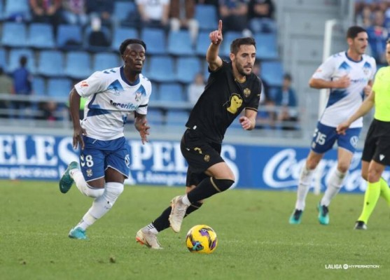 Un CD Castellón romo y sin chispa arranca el año sumando su tercera derrota consecutiva