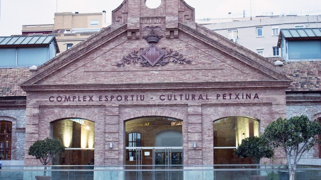 València invertirá dos millones en renovar el complejo de La Petxina en dos años