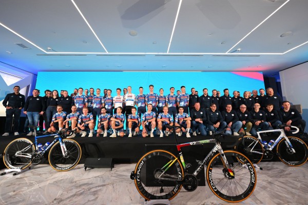 El Soudal Quick-Step Pro Cycling Team elige Estimar Suitopia Calpe para su presentación y comienzo de su pretemporada