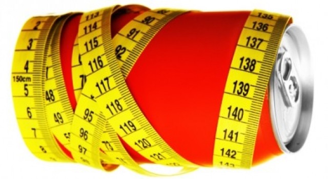 Reducir los niveles de azúcar de las bebidas tiene un efecto limitado en el consumo de calorías