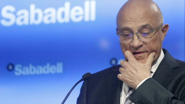 Banco Sabadell se 'subleva' contra el referéndum catalán y vuela en bolsa