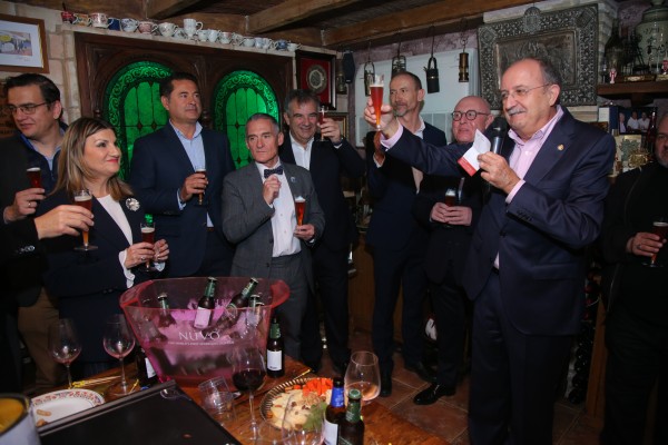 Brindis de fin de año de Tomás Martínez Pagán (Fotos: La Roca)
