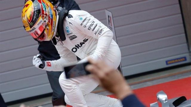 En el adiós de Sepang, Hamilton apuesta por alargar su racha