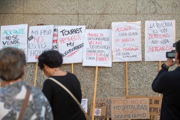 Manifestación por la vivienda en Alicante (Fotos: Rafa Molina)