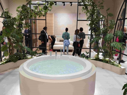 El azulejo castellonense se exhibe en Cersaie (Fotos: Valencia Plaza)