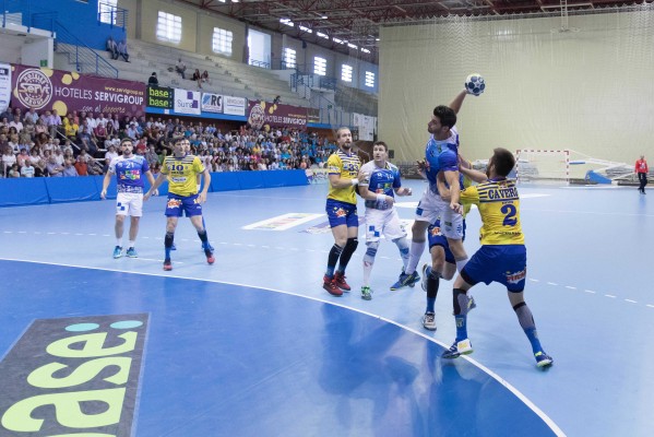 El Benidorm recibe al Bidasoa