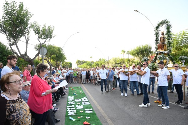Processó i ofrena a la Mare de Déu de Gràcia (Fotos: Carlos Pascual)