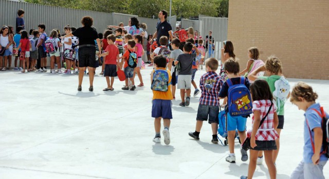 ACS y FCC, al borde de la batalla legal por la contrata de la limpieza de colegios de Alicante 
