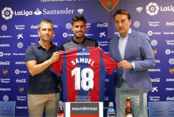 Samu García, tres semanas de baja por una microrotura en el bíceps femoral