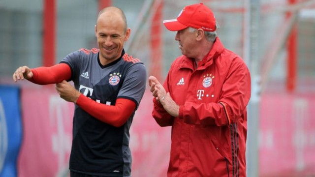 Robben se quejó de que su hijo entrenaba más intensamente que Ancelotti