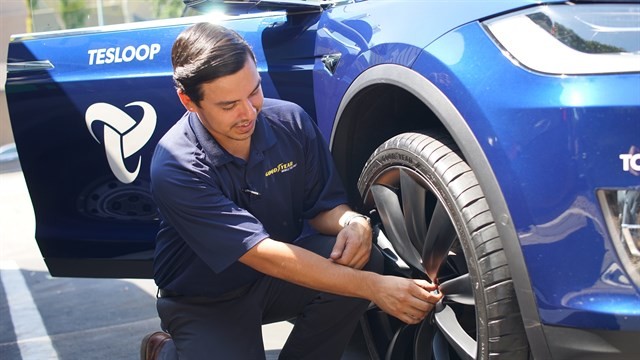 Goodyear prueba un neumático para coches semiautónomos capaz de predecir cuándo debería ser sustituido


