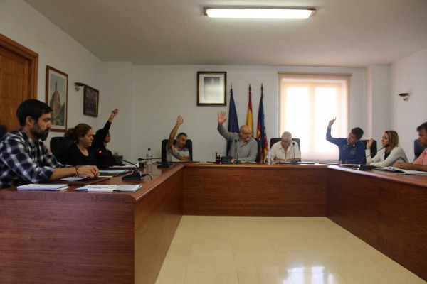 Compromís e independientes ya mandan en Benitatxell: hoy le retiran el suelo al alcalde