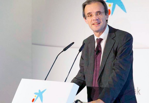 CaixaBank se fortalece en el ahorro a medio y largo plazo