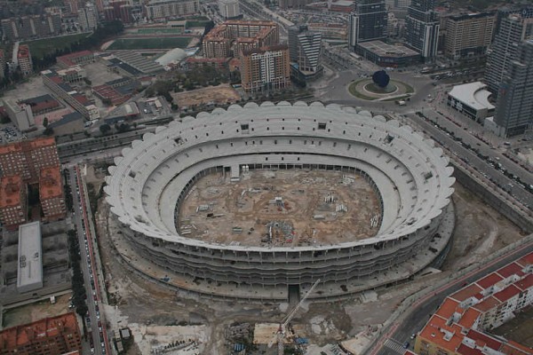 El VCF solicitará la licencia necesaria para acabar el proyecto del nuevo estadio pero no hay fecha para reanudar ni finalizar la obra 