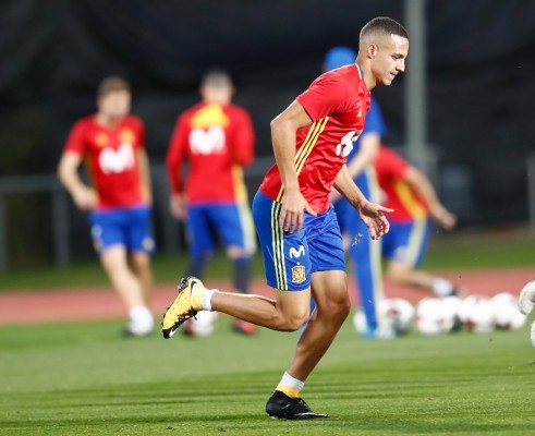 Lopetegui mantiene a siete jugadores de su sub-21 en su regreso a Alicante