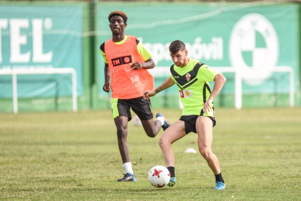 Javi Flores: 
