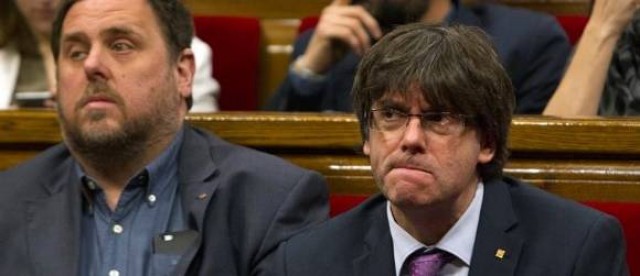 El TC suspende la convocatoria del Parlament del próximo lunes