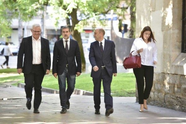 La declaración de Echávarri: a disposición de la jueza del 'caso Comercio' y silencio ante el PP