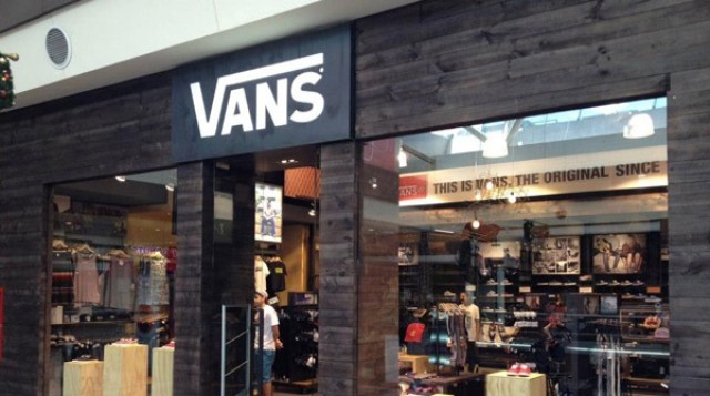Vans prepara la apertura de su primera tienda en València 