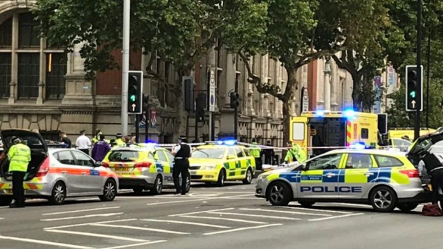 Varios heridos por un atropello cerca del Museo de Historia Natural de Londres