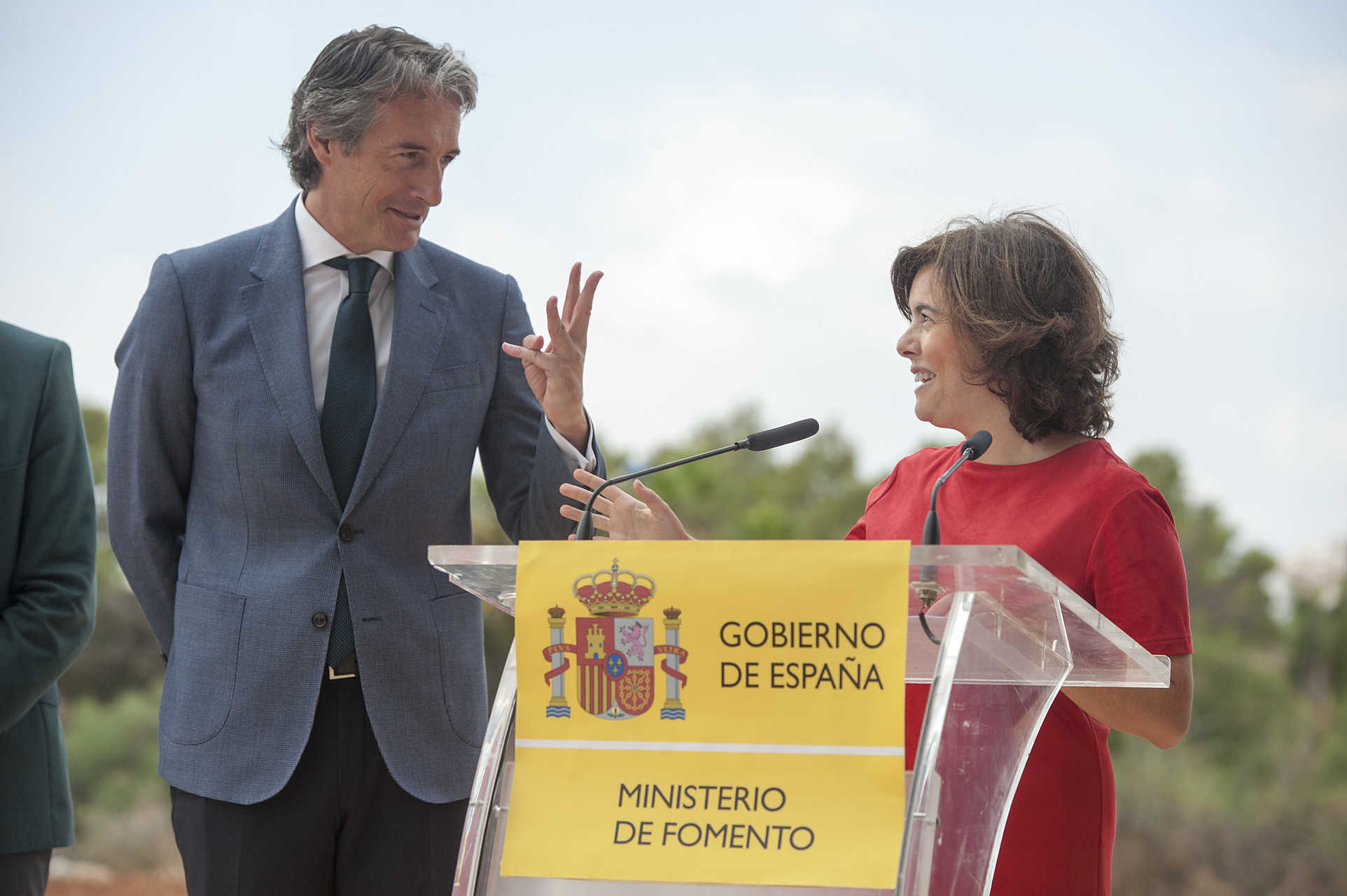 Fomento señala al culpable: la salida de empresas se debe a la política irresponsable del Govern
