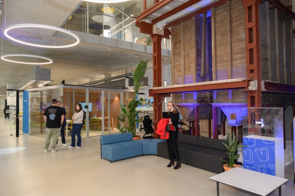 Microsoft instalará en València un centro para el testeo de tecnología aplicada al entretenimiento