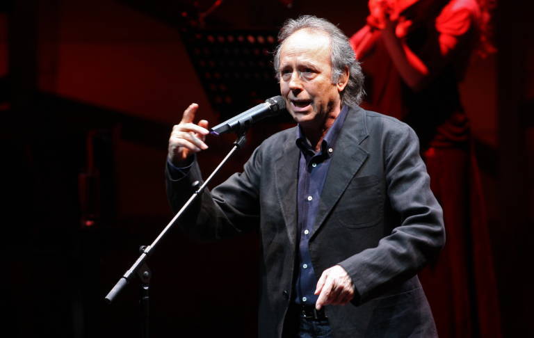 Serrat cree que queda espacio de negociación en Cataluña y espera sensatez política