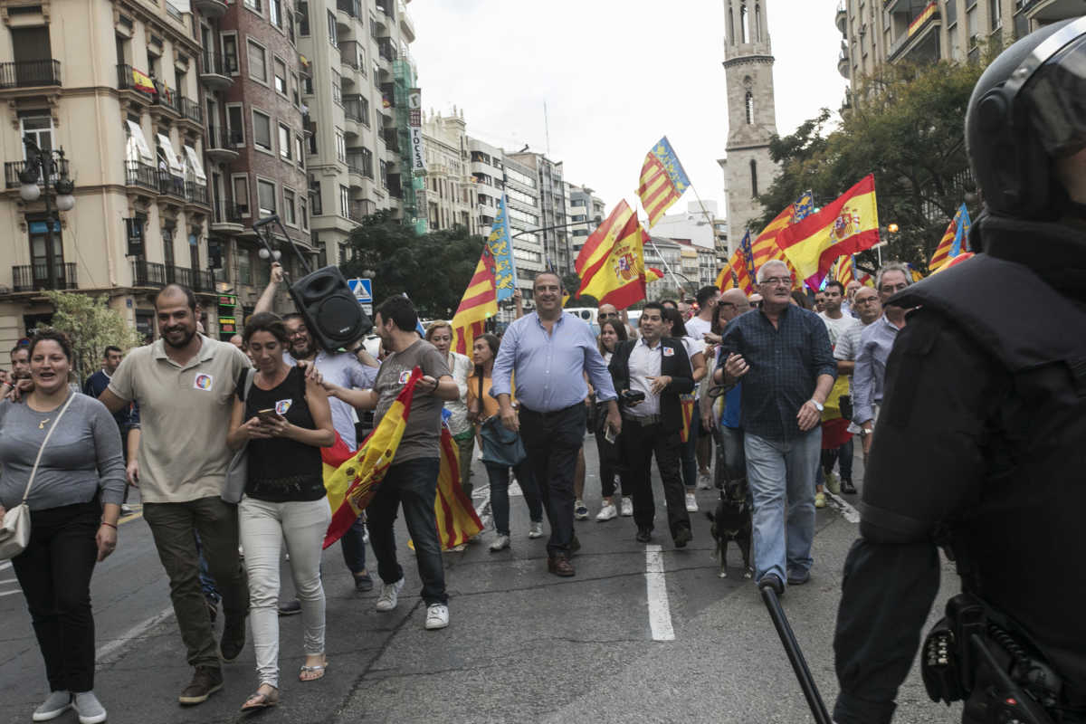 EU pide la dimisión de Moragues por 