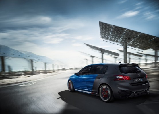 Peugeot 308 R Hybrid: cuatro ruedas motrices, tres motores, dos energías, una berlina compacta única con prestaciones de supercar