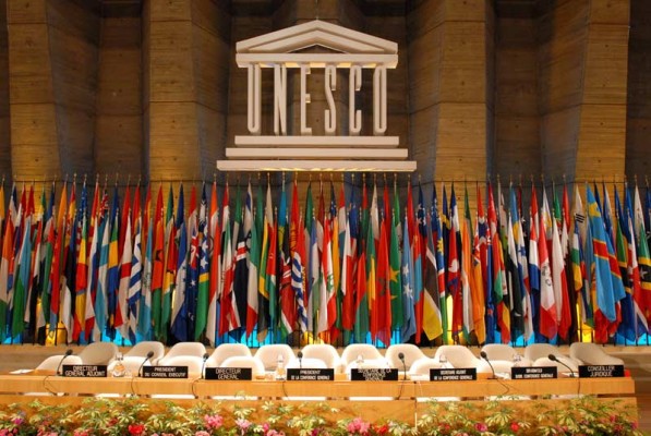 EE UU se retira de la Unesco por estar Palestina como Estado miembro