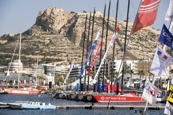 Las tripulaciones ultiman su preparación en Alicante