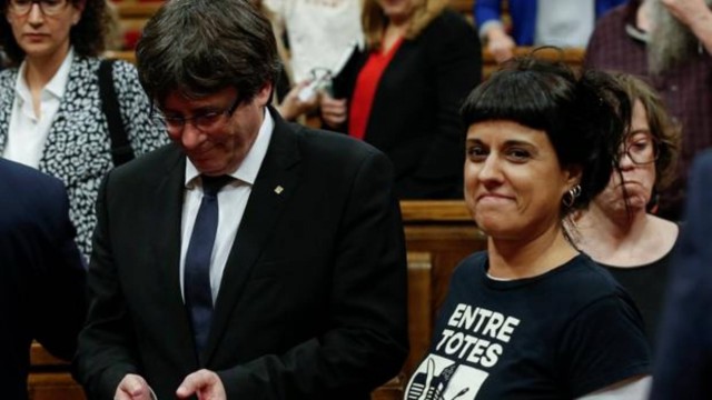 La CUP pide por carta a Puigdemont que proclame ya la república catalana

