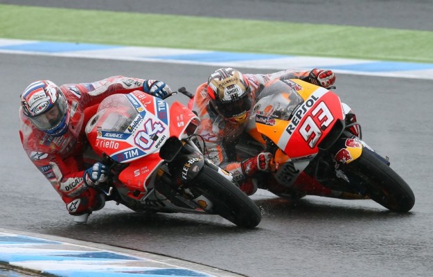 Dovizioso vuelve a ganar un mano a mano a Márquez