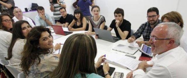 La diputada sancionada de Podemos se queda en Les Corts