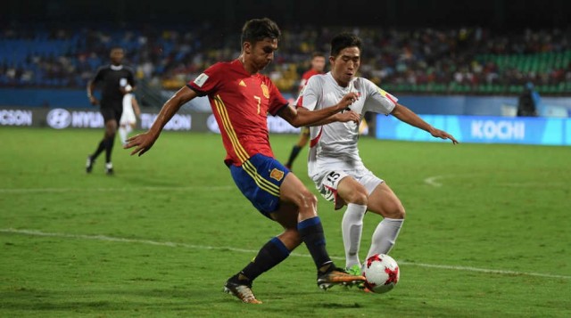 Ferrán Torres y Hugo Guillamón inician la fase final del Mundial sub17