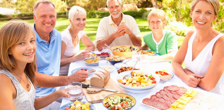 Los hogares valencianos gastaron una media de 4.060 euros en alimentación en 2016