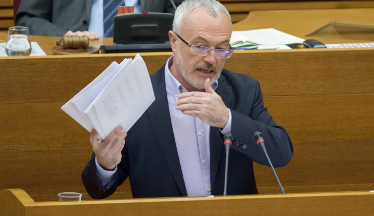 Montiel abrirá expediente a Peremarch para expusarla también del partido