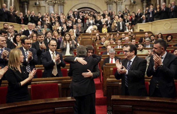 El Constitucional anula por unanimidad la ley del referéndum del 1 de octubre aprobada por el Parlament