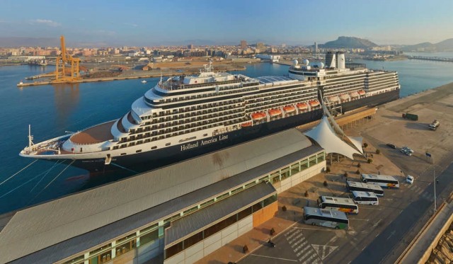 Alicante cierra la visita de 117.000 cruceristas tras captar a TUI, Norwegian y Aida