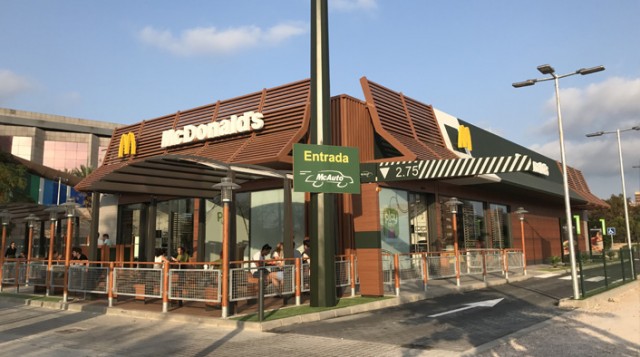 McDonald's abre un restaurante en Tarongers