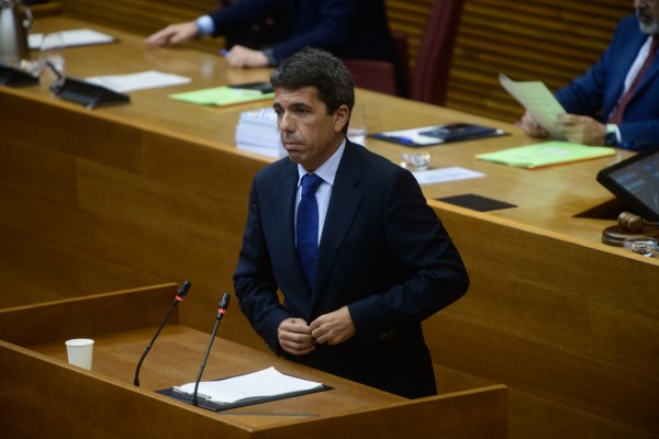 Debate de investidura de Carlos Mazón en Les Corts (Fotos: Kike Taberner)