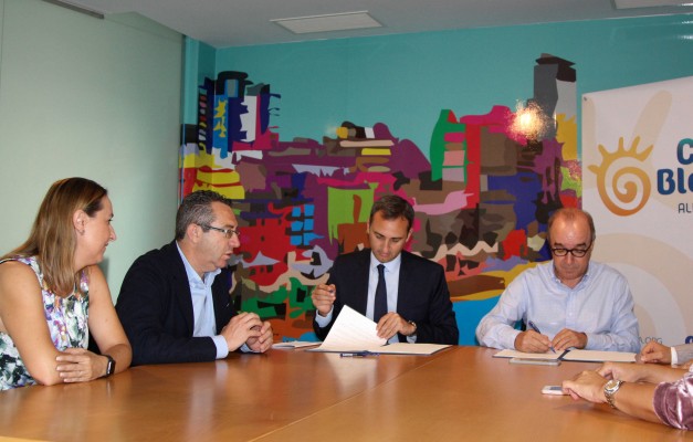 Costa Blanca y Hosbec se unen por la promoción turística y las mejoras de las condiciones laborales